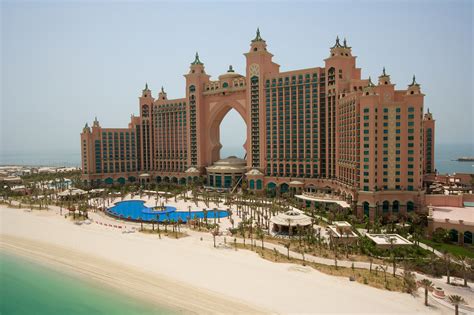 10 Unforgettable Nights at Atlantis