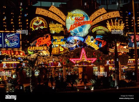 10 Unforgettable Things to Do Beyond the Neon Lights of Vegas