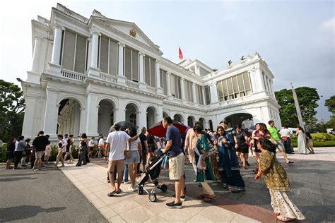 100,000 Visitors Expected at Istana Open House