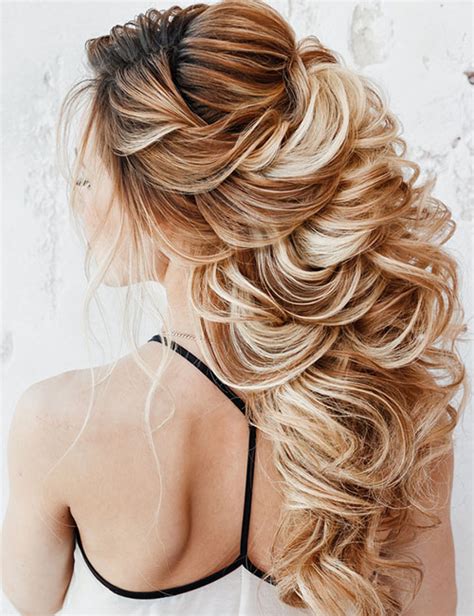 100+ Prom Hairstyles That'll Turn Heads