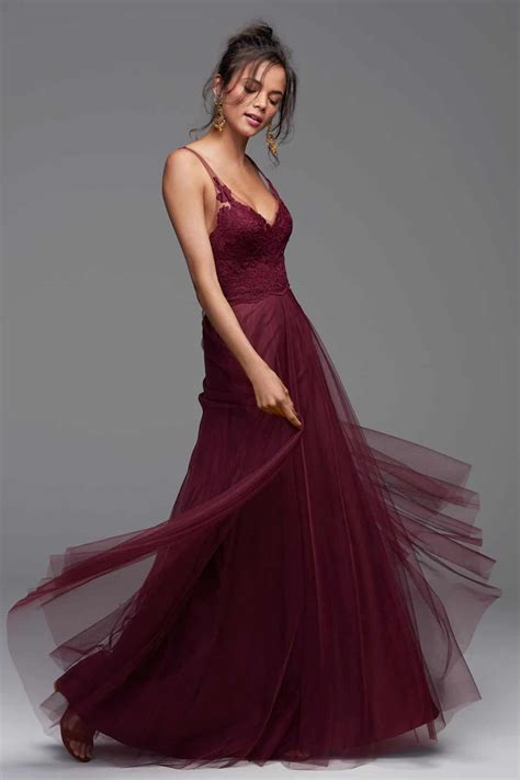 100+ Stunning Burgundy Dresses for Every Occasion