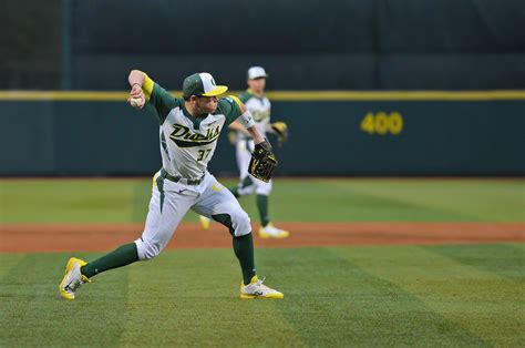 100+ Years of Oregon Ducks Baseball History