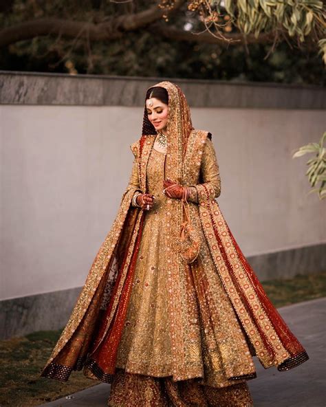 1000+ Stunning Islamic Dresses for Weddings: A Bridal Guide to Modest Splendor