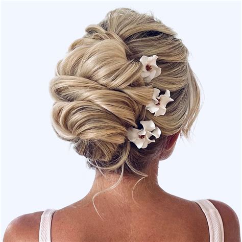 1000 Hairdos for Weddings: The Complete Guide