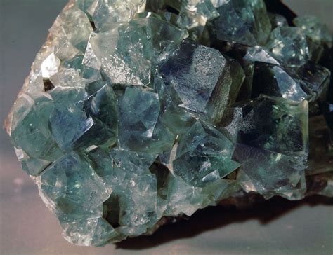 10001+ Astonishing Flourite Crystal Facts & Applications