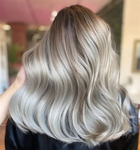 1001 Breathtaking Ash Blonde Extension Styles for a Celestial Glow