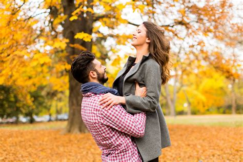 1001 Engagement Picture Dress Ideas for Capturing Your Love Story