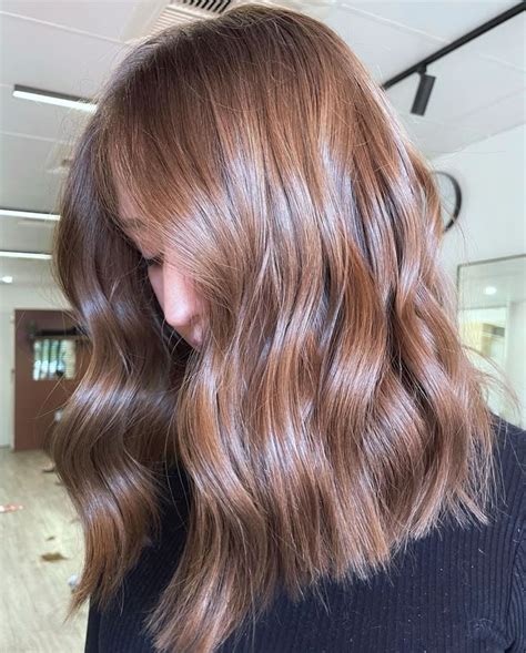 1001 Nuances of Light Brown Hair: A Comprehensive Guide for the Perfect Shade