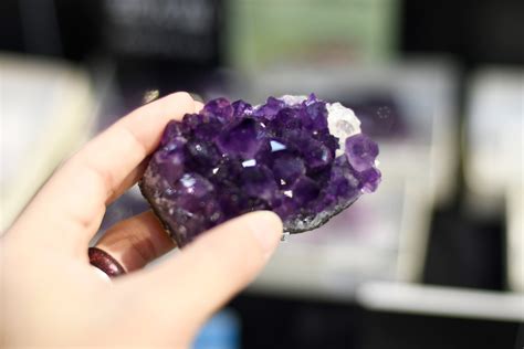 101 Guide to Smoky Amethyst Quartz: Unlocking Its Secrets