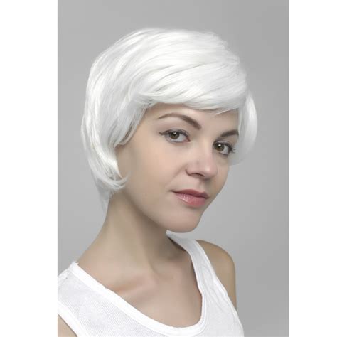 1025 Unique Traditional Wavy Short Synthetic Grey Wigs: The Perfect Choice for a Sophisticated Look