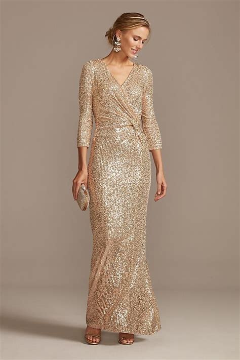 11 Captivating Champagne Mother-of-the-Bride Dresses for a Memorable Wedding