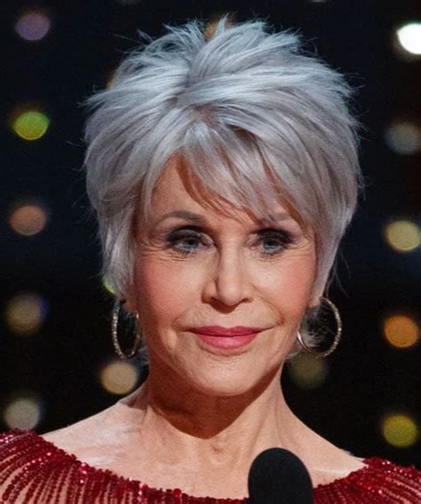 11 Classy Hairstyles for Women over 65 to Embrace the Silver Years