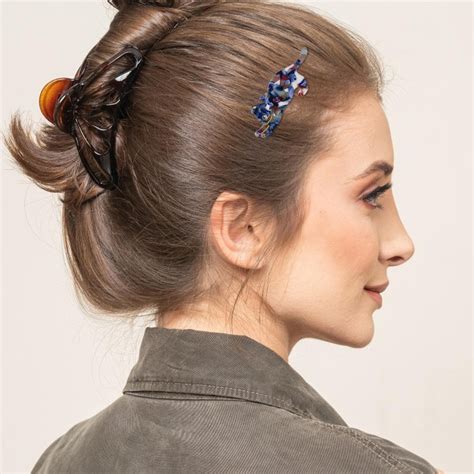 11 Hair Clips for Thin Hair That Will Instantly Boost Volume and Style