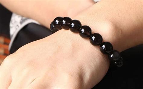 11 Profound Obsidian Bracelet Meanings to Enhance Your Life