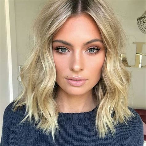 11 Wavy Shoulder-Length Hair Ideas to Inspire Your Next Cut