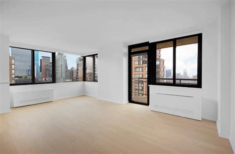 113 West 60th Street: An Exclusive Address in the Heart of Manhattan