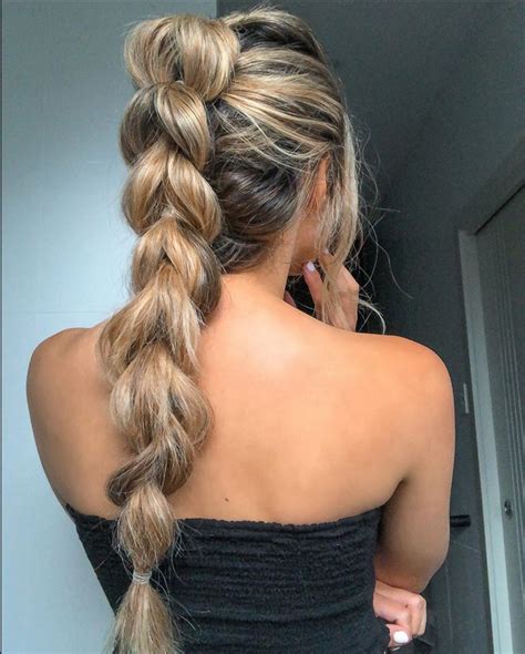 12 Braid Ponytail Hairstyles That Will Make You the Envy of Your Friends