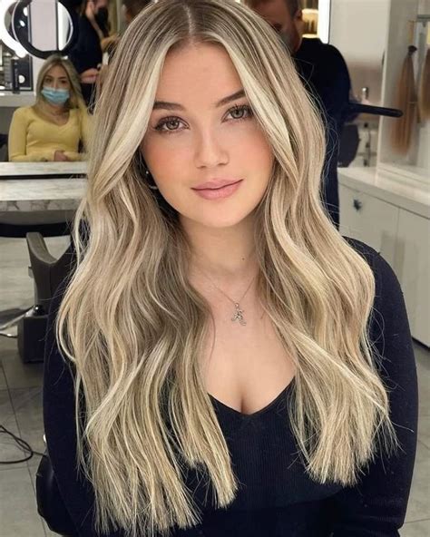 12 Incredible Dark Roots Blonde Hair Transformations to Embrace in 2023