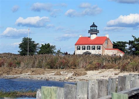 12 Lighthouses in New Jersey: A Coastal Guide to Iconic Landmarks