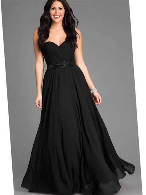 12 Must-See Long Black Formal Dresses for Plus Sizes