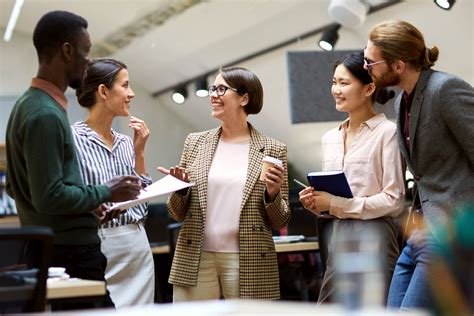 12 Questions to Ask Interns to Gauge Their Potential and Growth