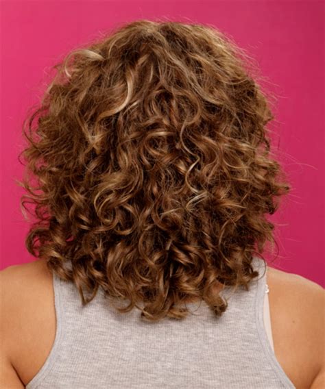 12 Spectacular Mid-Length Curly Hairstyles