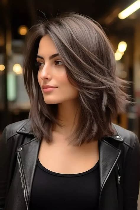 12 Stunning Thick Hair Low Maintenance Medium Length Haircuts for Effortless Style