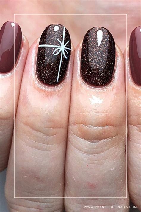 12 Subtle Christmas Nail Ideas to Elevate Your Holiday Look