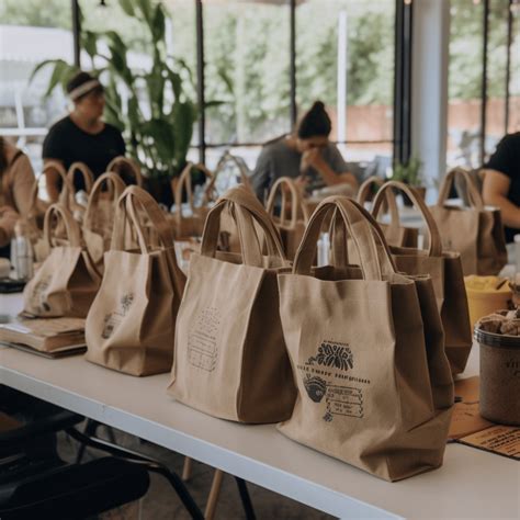 123 Branded Canvas Bags: A Marketing Essential for 2023