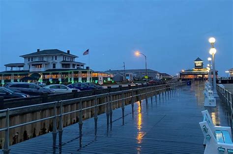 13 Unforgettable Experiences on the Iconic Avon Boardwalk, NJ