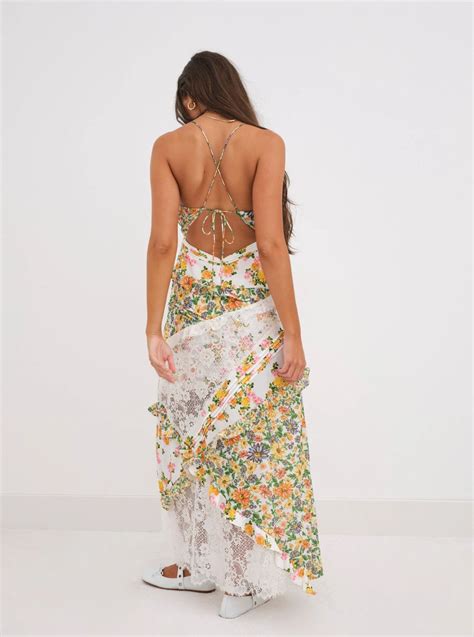 130,000+ Reasons Why the Rosalyn Maxi Dress Will Enhance Your Wardrobe