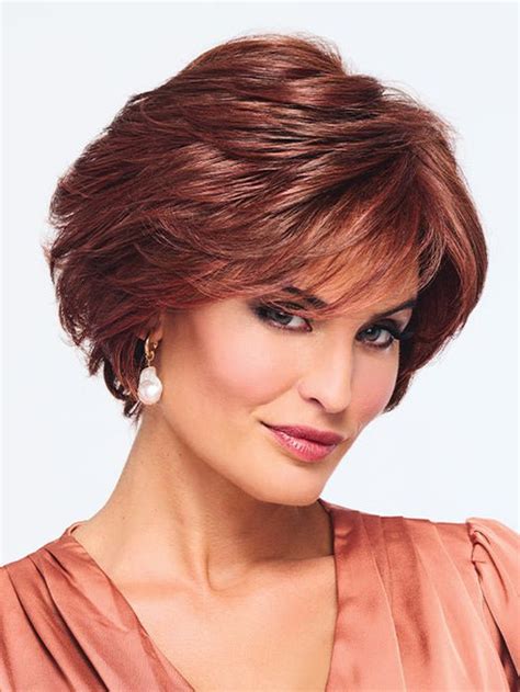 14": The Perfect Red, Shoulder-Length, Synthetic Wig for a Captivating Look