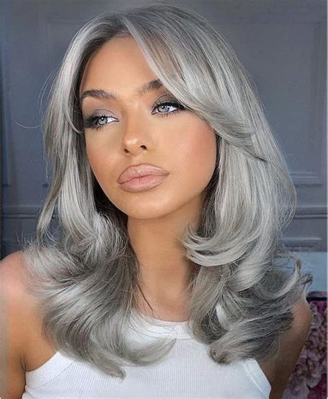 14" Grey Curly Layered Party Wigs: A Guide to Stunning Transformations in 2025