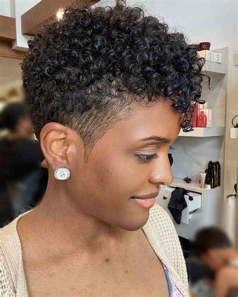 14 Round Face Short Natural Haircuts for Black Females