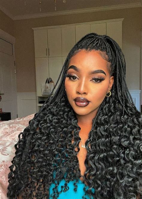 15 Alluring Knotless Braid Hairstyles That Demand Attention