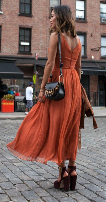 15 Captivating Styles: Rust-Colored Dresses That Ignite Style