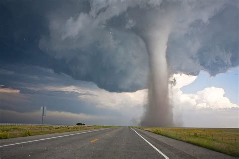 15 Crazy Tornadoes that Shook the World