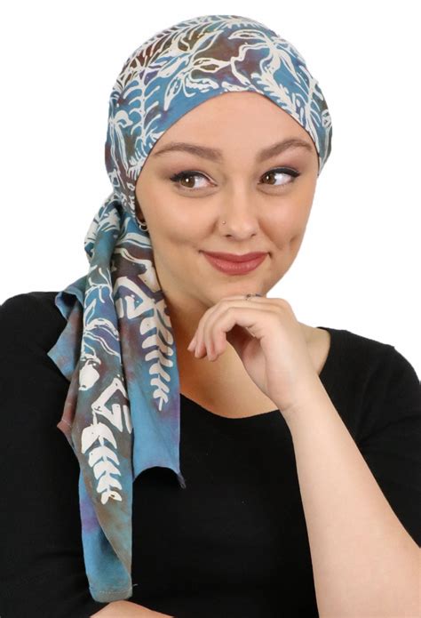 15 Head Scarves & Wraps for Cancer Patients: Comfort and Style