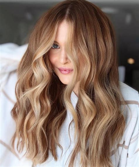 15 Stunning Honey Blonde Hair Color Ideas You Can't Resist