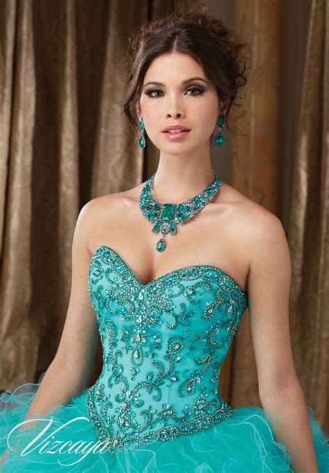 150+ Dazzling Quinceañera Dresses to Enchant Your Sweet 15