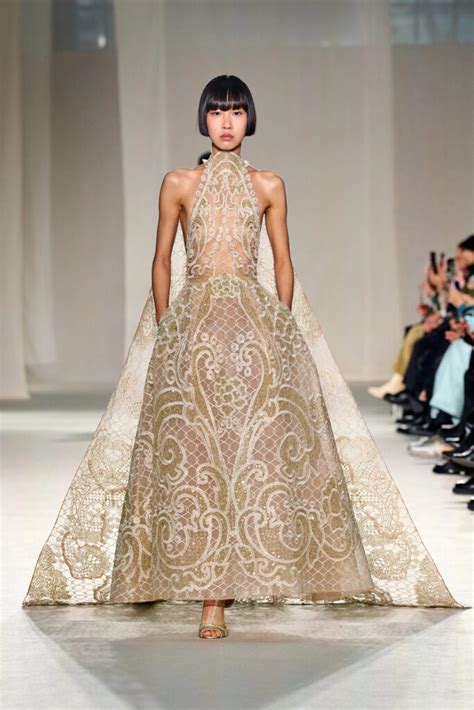 151 Breathtaking Embroidery Dress Ideas for 2023: From Classic Elegance to Bold Statements