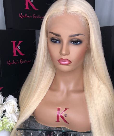 16" Shoulder Length Platinum Blonde Straight Full Lace Wig: A Transformation to Blonde Glory