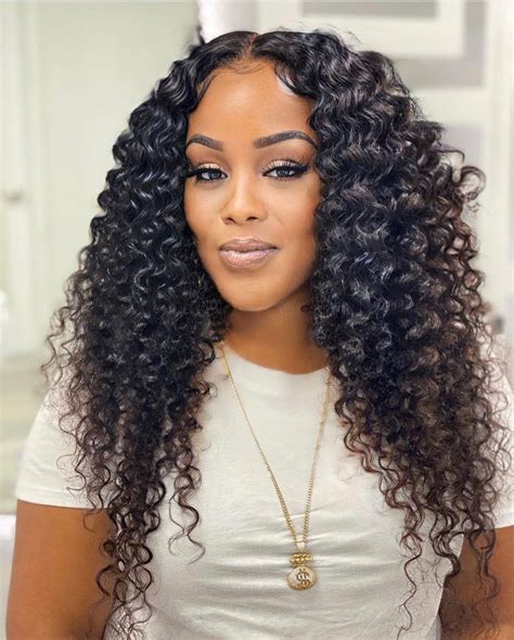 16 Amazing Curly Curly Weave Styles for 2023