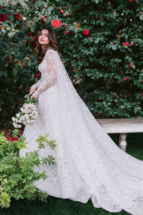 17 Monique Lhuillier Bridal Dresses That Will Make You Say "I Do!"