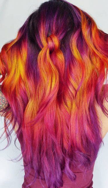 18 Split Dyed Hair Styles: Ideas for a Vibrant Transformation