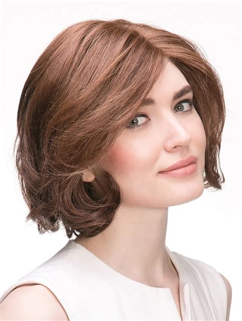 182025: Auburn Wavy Remy Human Hair - Fashionable Short Wigs