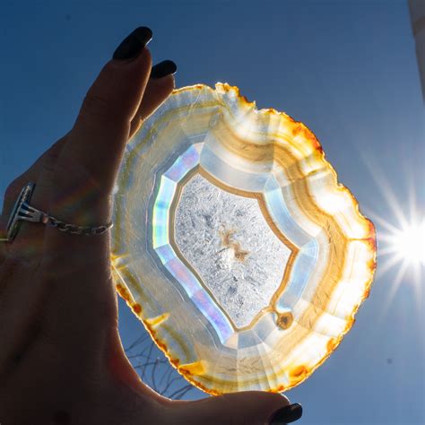 19 Unbelievable Agate Slice Uses to Beautify Your Home