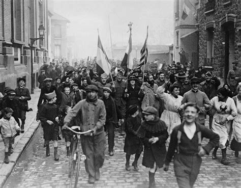 1918 The First World War in Photographs End Game Doc