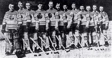 1926: The Blackhawks' First Jersey