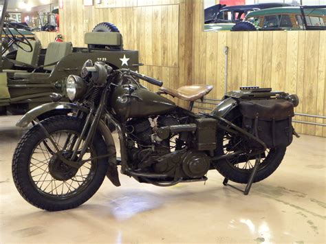 1942 harley davidson motorcycle PDF